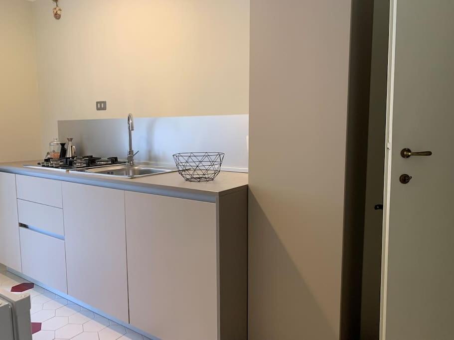 Best Authentic Apartment Monti 5 Mins From Colosseum Zewnętrze zdjęcie