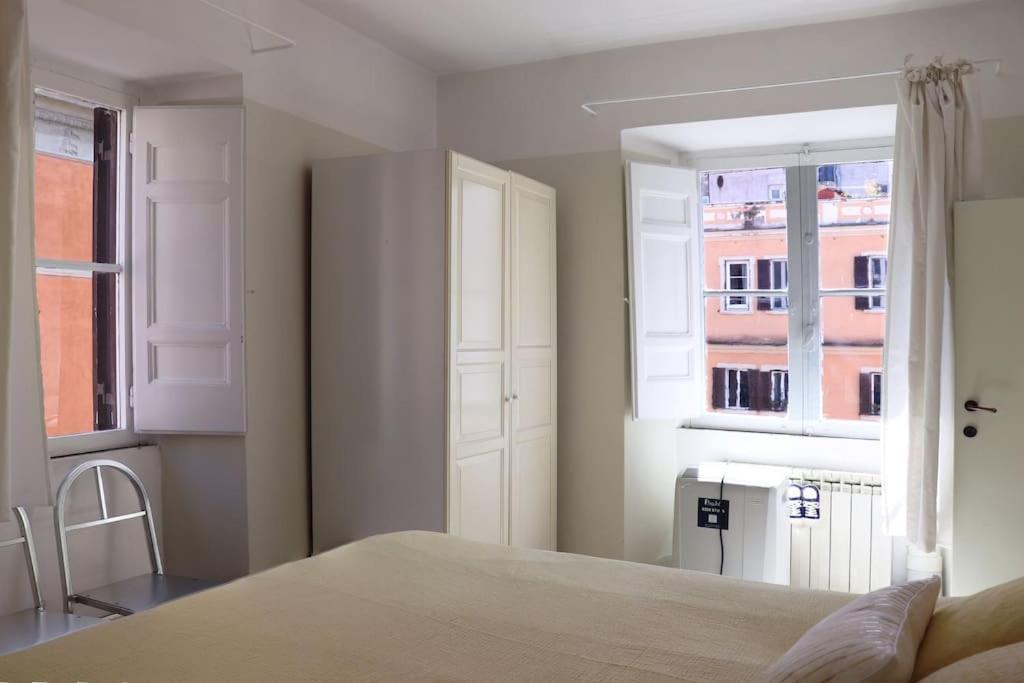 Best Authentic Apartment Monti 5 Mins From Colosseum Zewnętrze zdjęcie